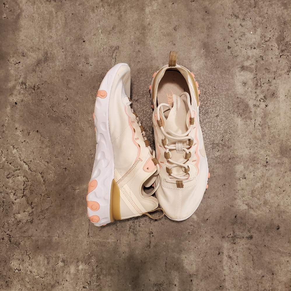 SOLD Nike React Element 55 Sneakers - Picture 4 of 7